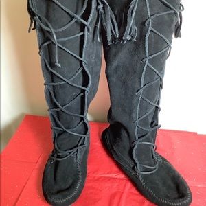 Minnetonka Black Fringe Leather Tall Boots 9.5
